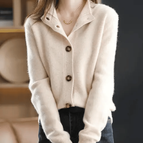 Erika - Strickpullover mit Knöpfen