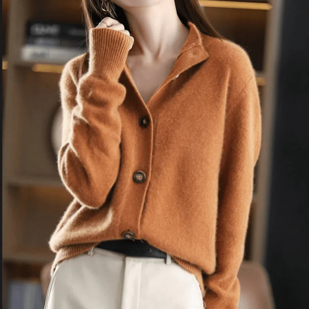 Erika - Strickpullover mit Knöpfen